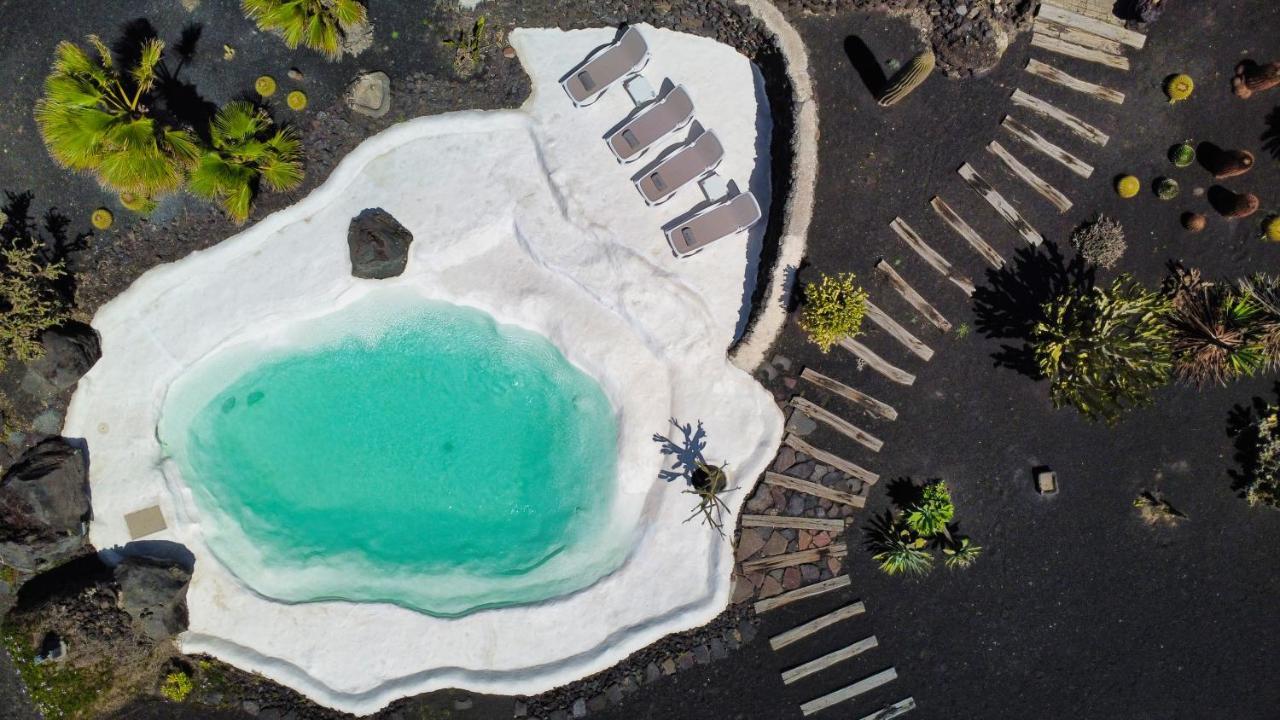 Luxe Ecovilla Listan Uga 외부 사진