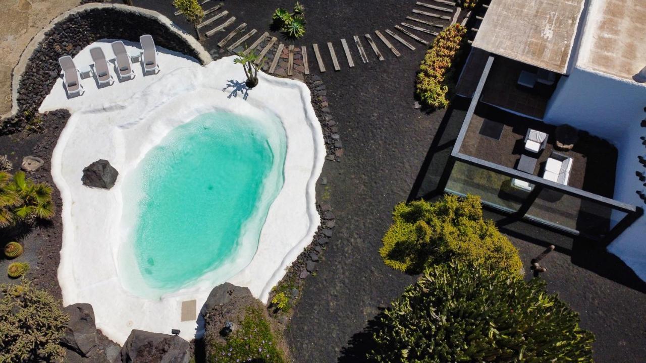 Luxe Ecovilla Listan Uga 외부 사진